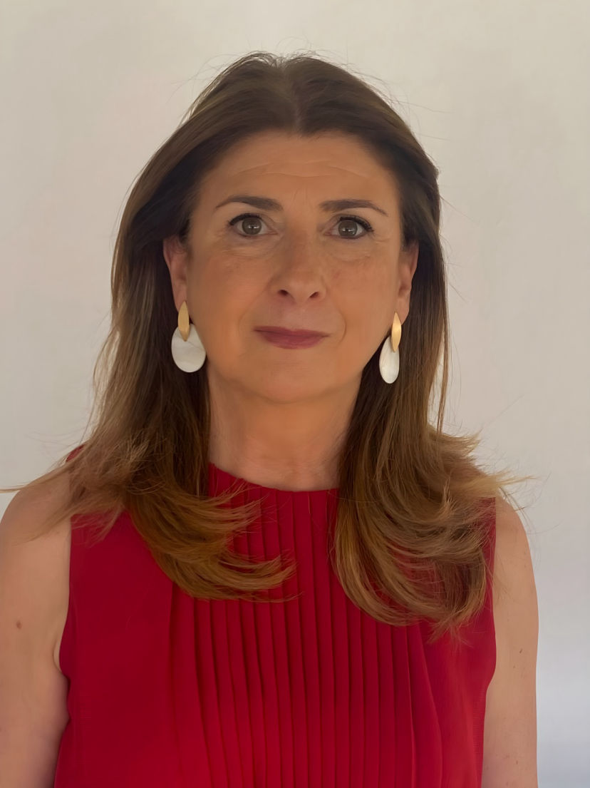 MARÍA DEL MAR ALBERO MUÑOZ